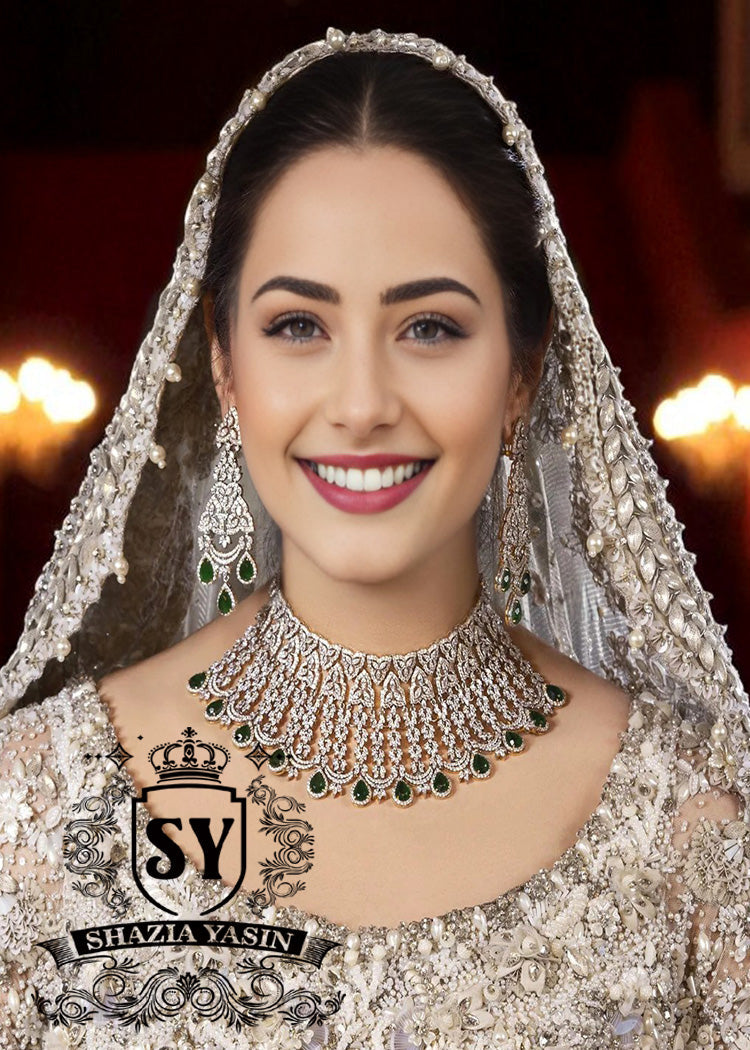 Fall in love with our Diamond like Jewelry crafted in 925 sterling silver with exclusive, high-quality diamonds. Find unique pieces!