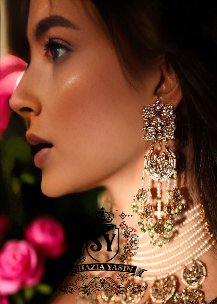 Discover the beautiful and high-end bridal earrings collection that brings you charm and prestige. With meticulous attention to detail in every design line, you will become perfect!