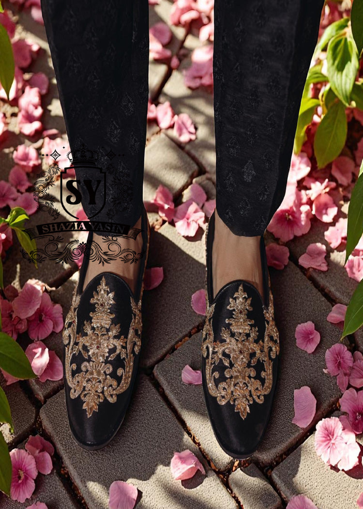 Groom's Khussa Shoes: Elevate your style with on-trend Khussa styles and celebrate your special moments with Khussa shoes