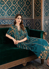 A full-length yet sensual colored Kaftan gown with trendy gathers, could have been the perfect wedding guest—The Kaftan dress, with its X-shaped draping, It has the same character: it will look luxurious both on the red carpet and at the wedding reception.