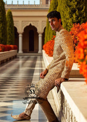 Pakistani Groom Sherwani Boxboro Massachusetts USA Buy Wedding Sherwani For Groom Online 2025 Men's Embellished Sherwani