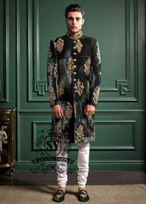 Glamorous Emerald Green wedding Sherwani suits for today's groom. Discover these men's Sherwani suits in natural Velvet fabrics that flatter YOUR body with supreme sartorial class.