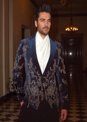 Best Men's Mirage Premium Single-breasted Tuxedo with Peak Lapel Norcross GA USA Good Looking Mens Tuxedo