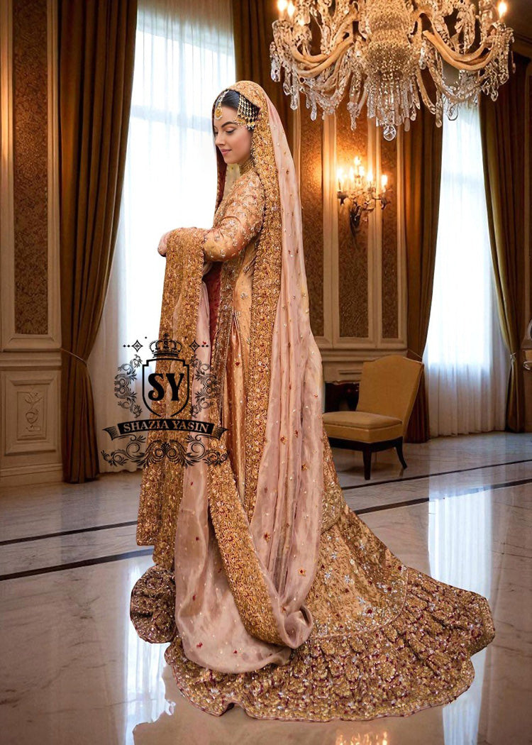 Pakistani Designer Luxury Bridal Wear in Gold Color Shazia Yasin Pakistani Designer Luxury Bridal Wear in Gold Color Shazia Yasin
