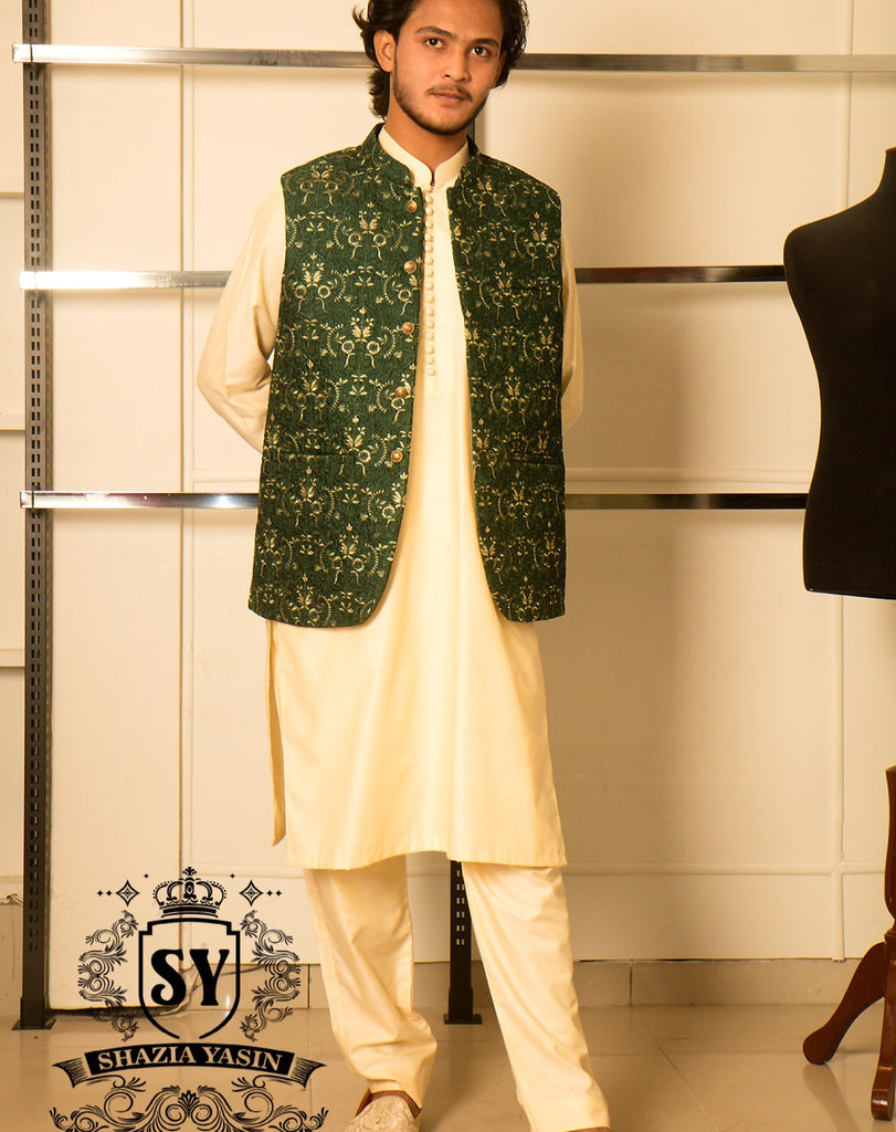 green mehndi dresses for groom Embroidered Mehndi Dress in Dark Green Lehenga Choli Style LARGE