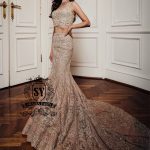 The mermaid wedding dress is the perfect choice to shine on your big day! With sparkling details and a curve-enhancing lehenga silhouette, you'll feel like a true queen.