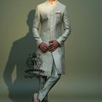 Sage Green Sherwani suit! A trend that combines style and originality.
The Sage Green Sherwani suit is a strong trend in men's fashion, bringing a sophisticated, modern look full of personality.