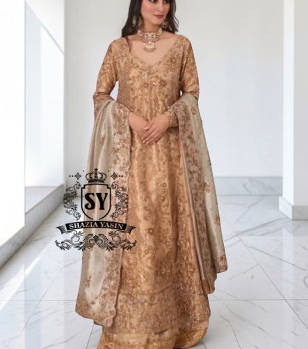 Our radiant Bride shining in the elegant angrakha pishwan, crafted from luxurious silky lame and adorned with exquisite embellishments.⁠ Let this gold outfit accentuate your captivating beauty!